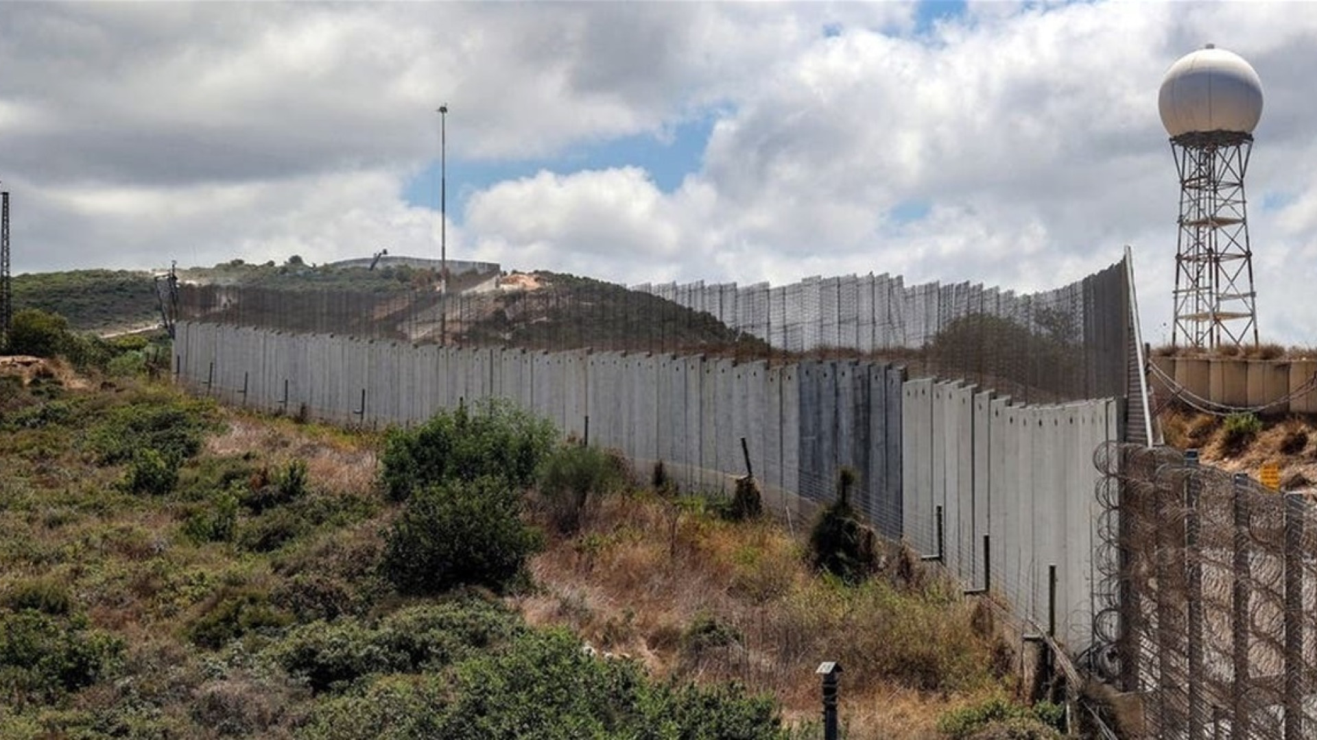 الحزب يسعى لإسقاط الحكومة؟