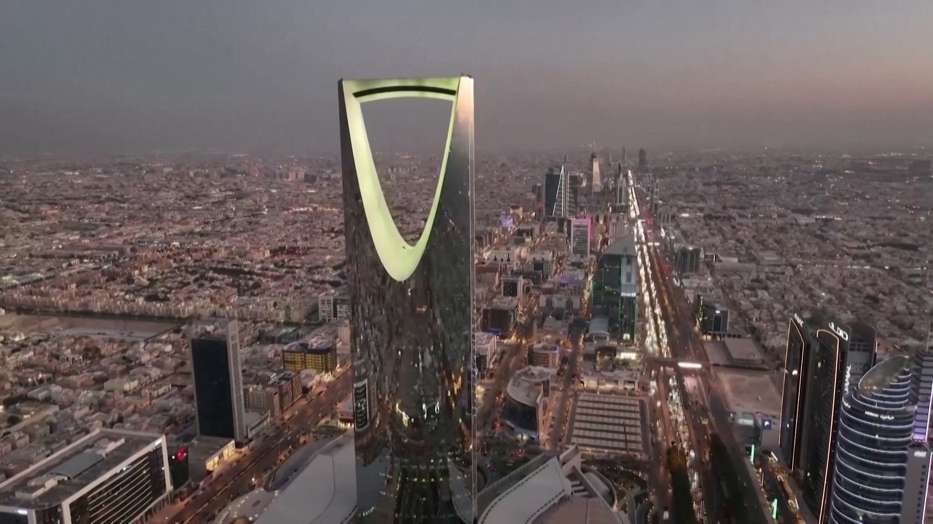 انفراج مرتقب.. الرياض تعيد مدّ جسور الثقة