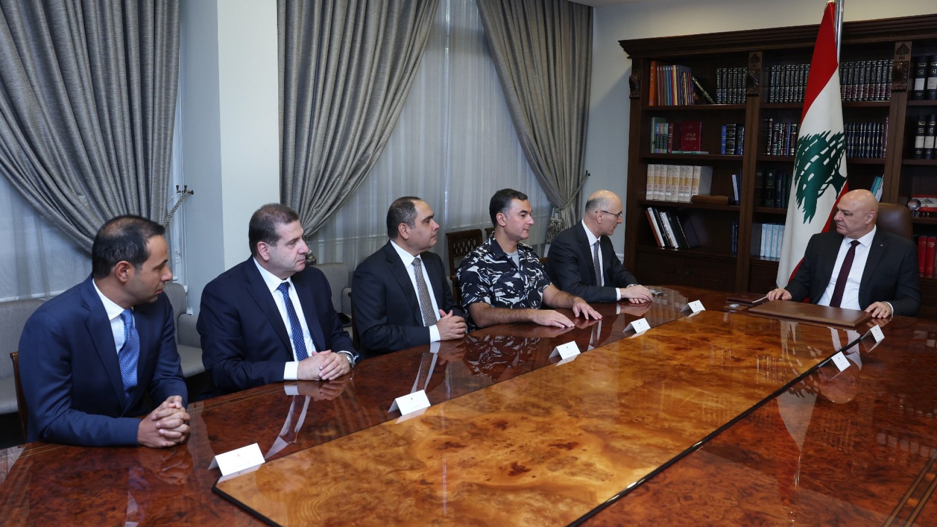 عون يُشيد بأداء الشرطة القضائية في ملف مكافحة المخدرات