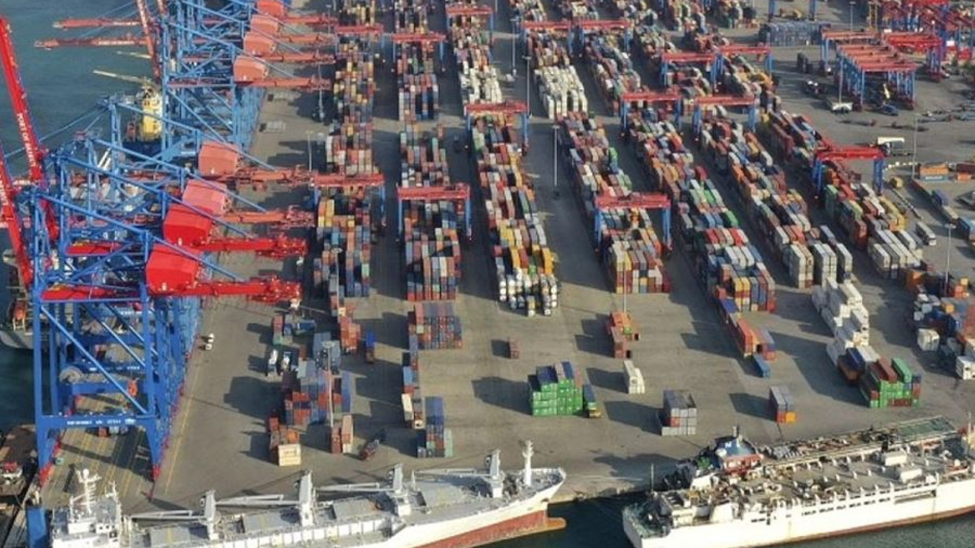 قرار إداري جديد في مرفأ بيروت...