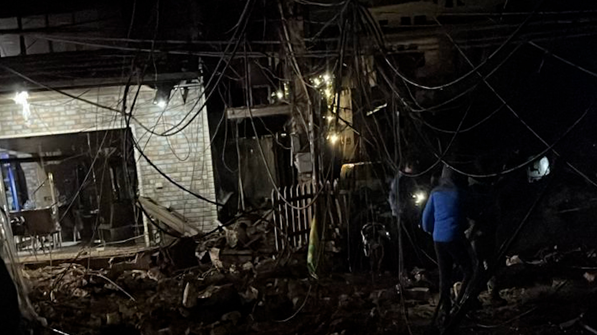 عقب الانزال الجوي.. حزب الله يوضح