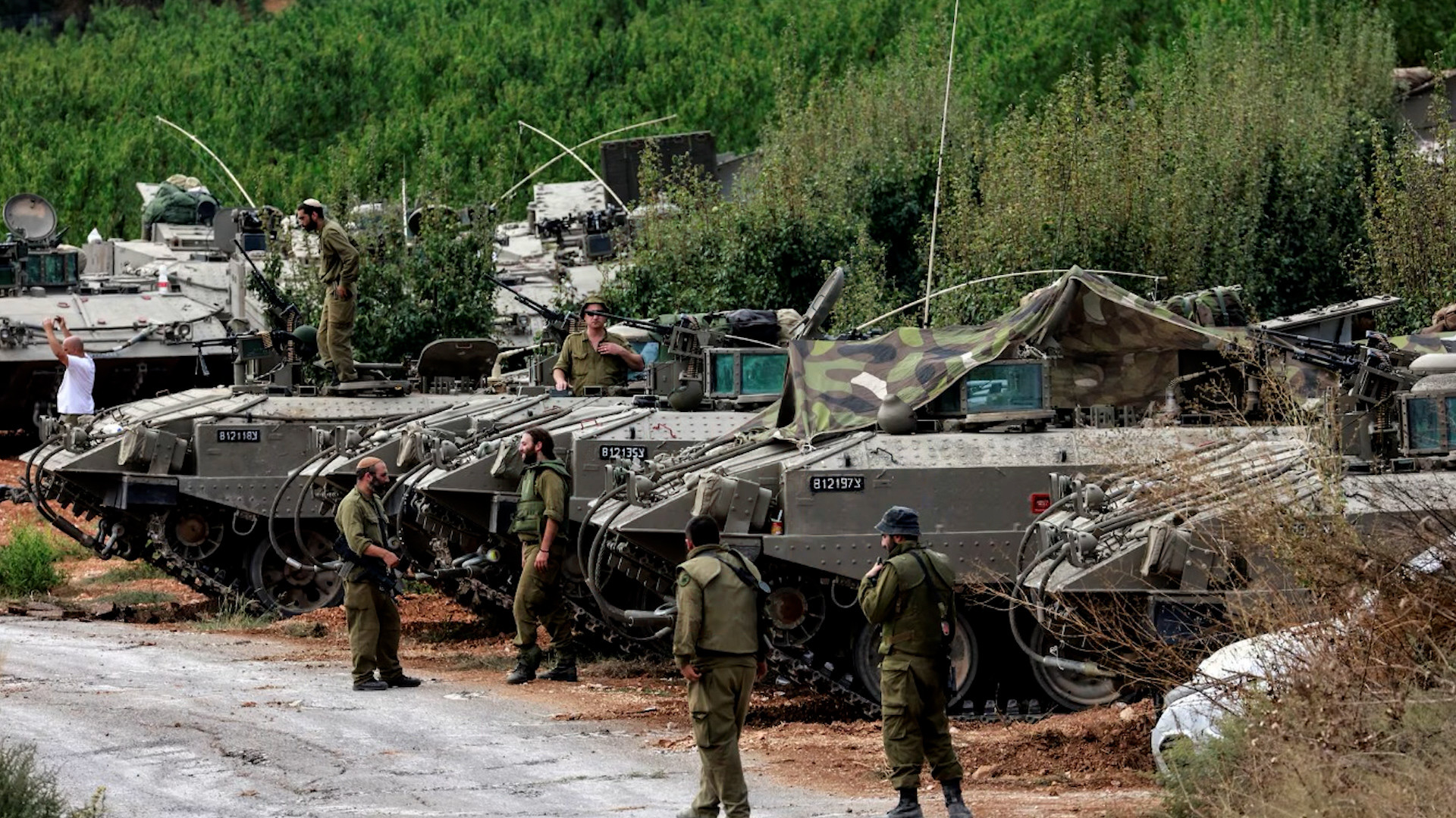 إسرائيل تدرس خيارات المواجهة