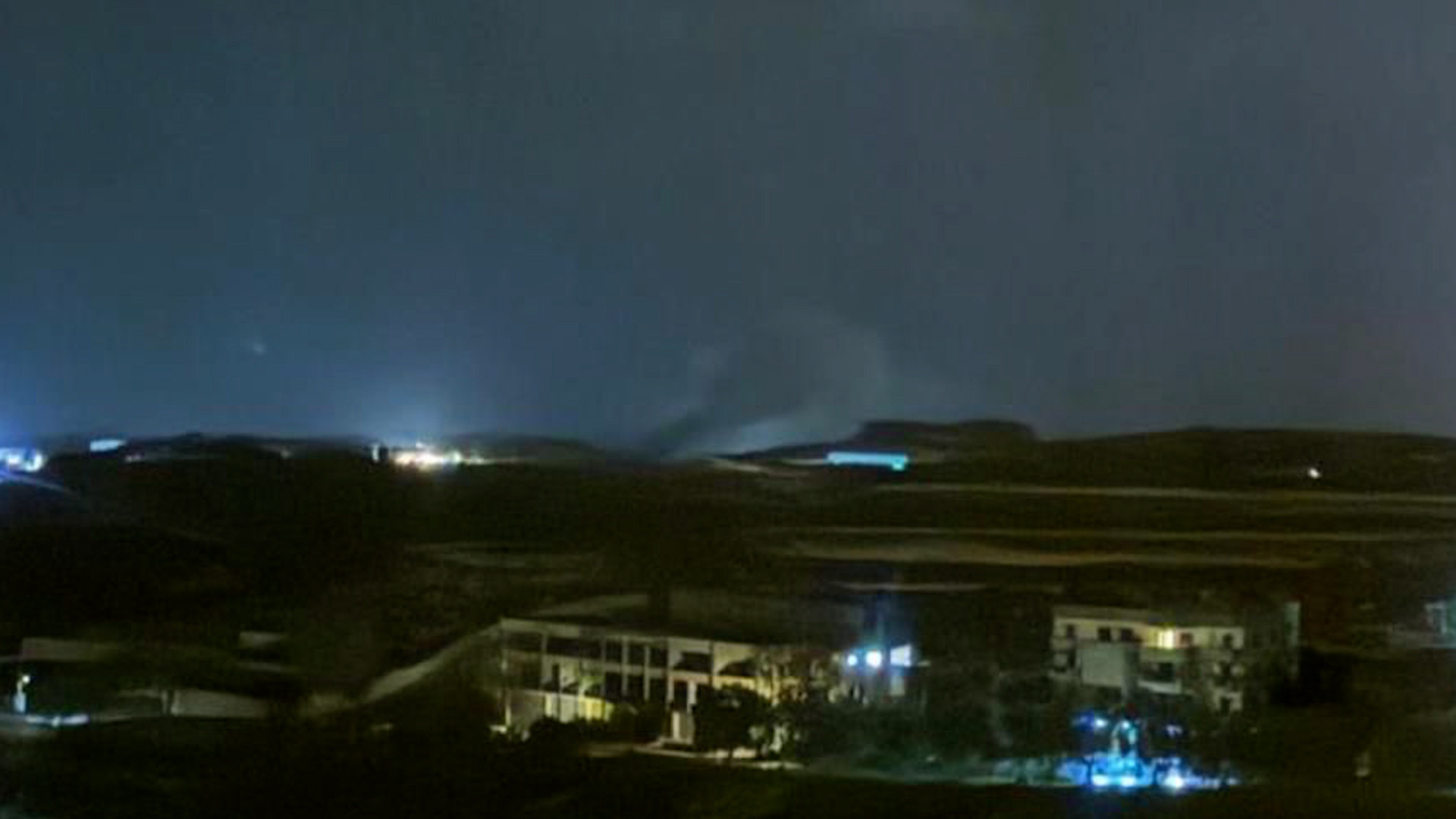 الجنوب يستيقظ على غارات عنيفة