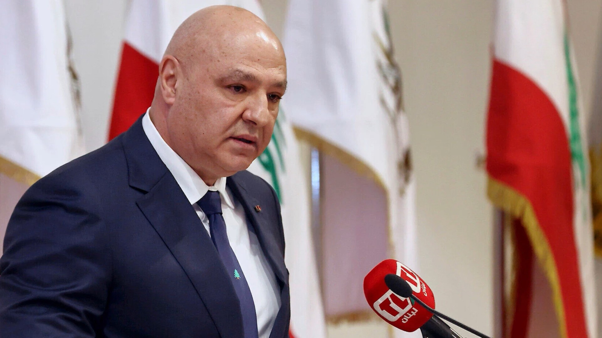 عون يرى الأخطر يقترب… والدولة تفقد السيطرة