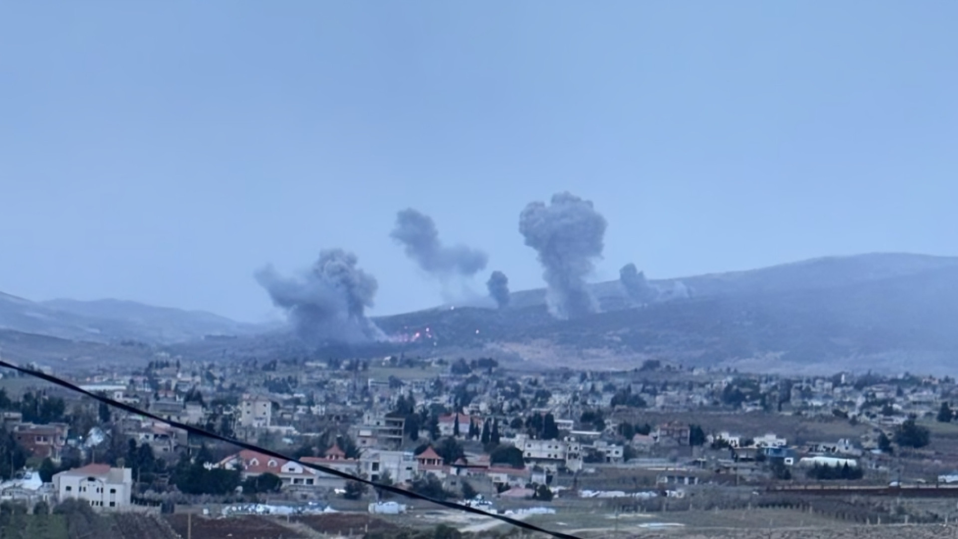 البقاع تحتَ 