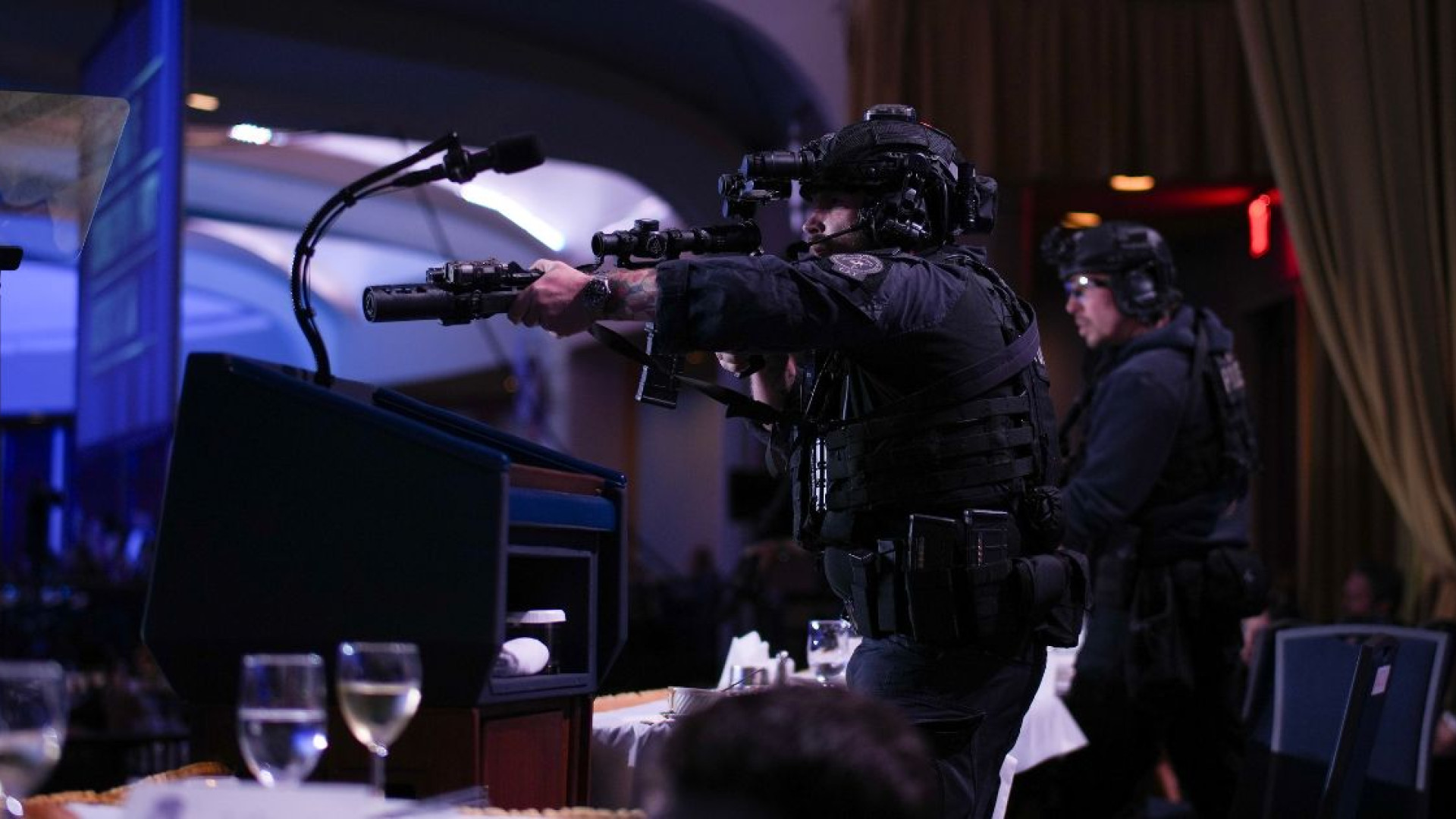 حادثة صادمة تهزّ حفل عشاء ترامب