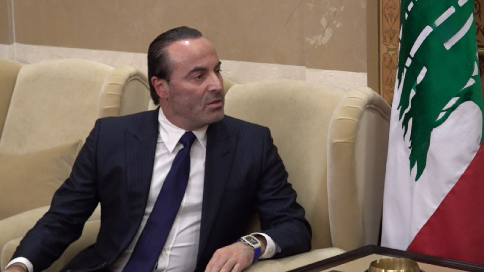 المحامي مجاهد شندب يسجّل مواقفه