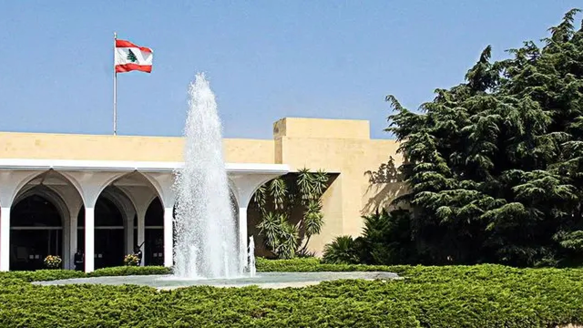 استنفار لبناني.. عون يدعو لاجتماع طارئ