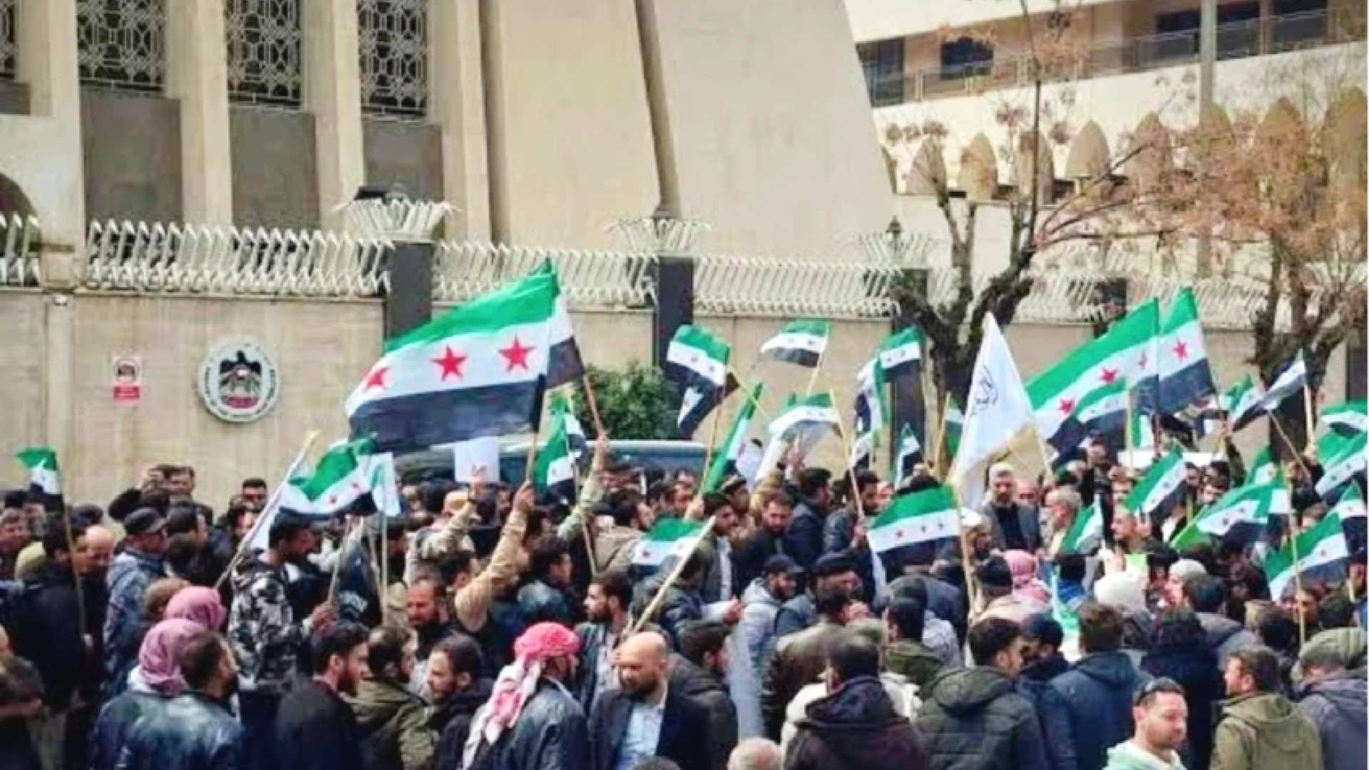 دمشق تتحرك بعد الاعتداء على السفارة الامارانية