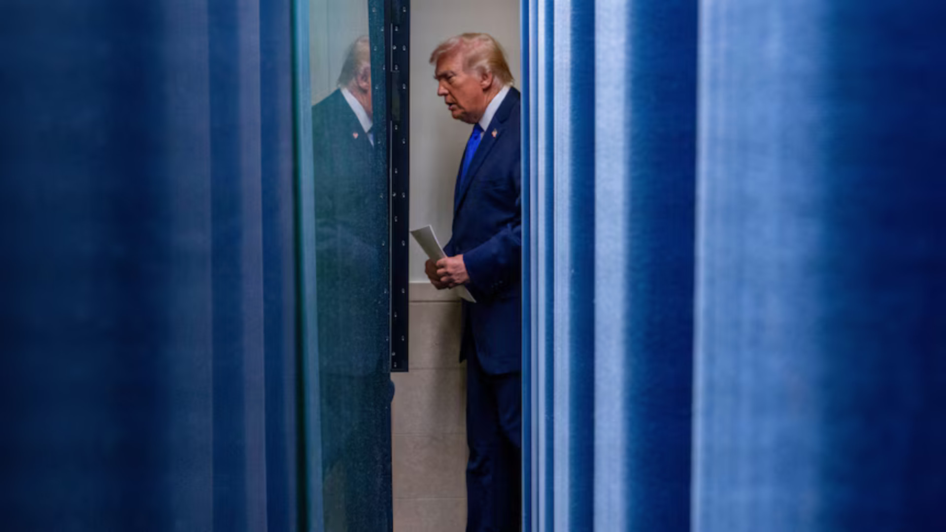 لماذا ألغى ترامب عطلة نهاية الأسبوع؟