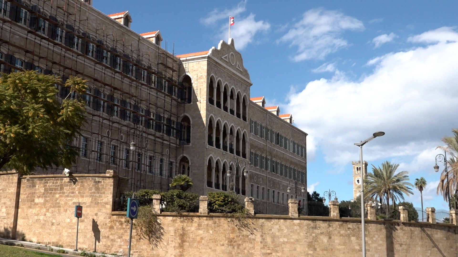 سرقة موصوفة.. تكتب بحبر حكومة الاصلاح