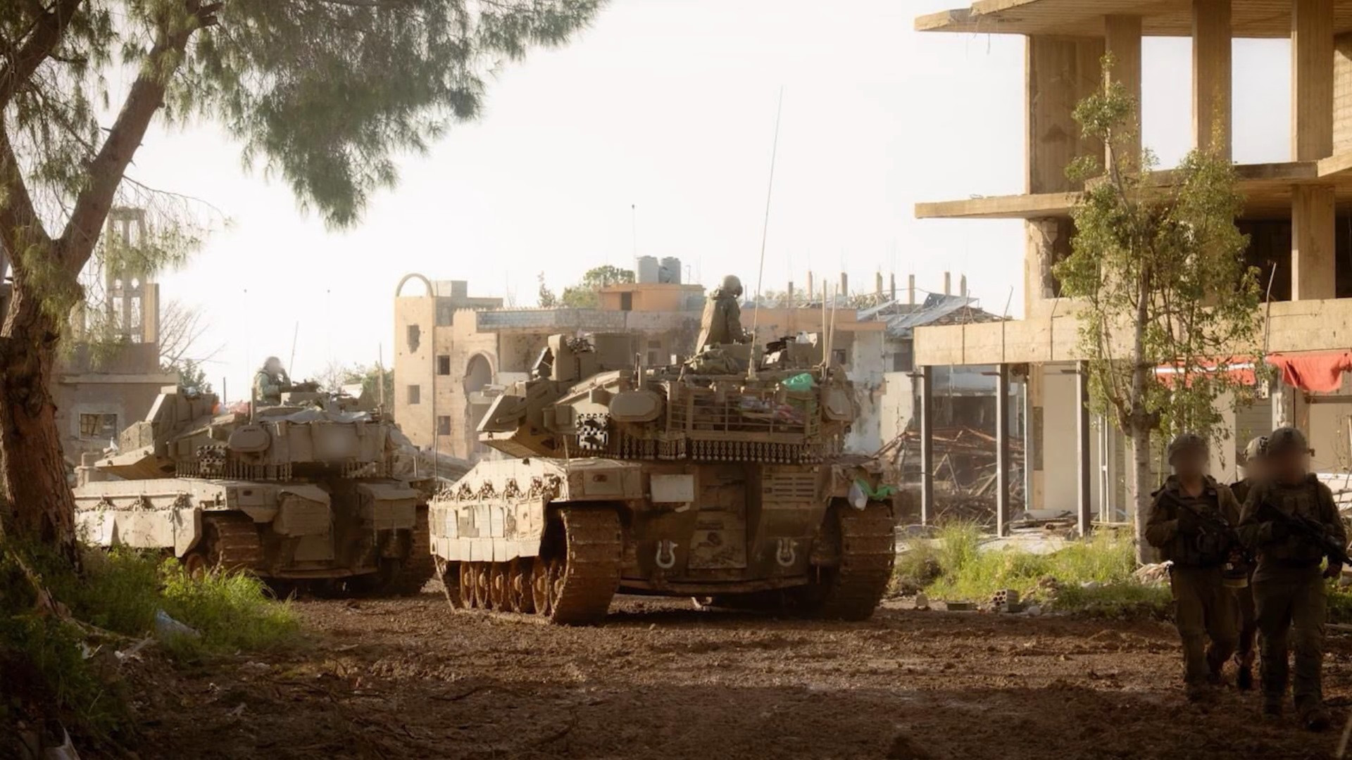 غزو الجنوب.. مواجهات عسكرية كبيرة!