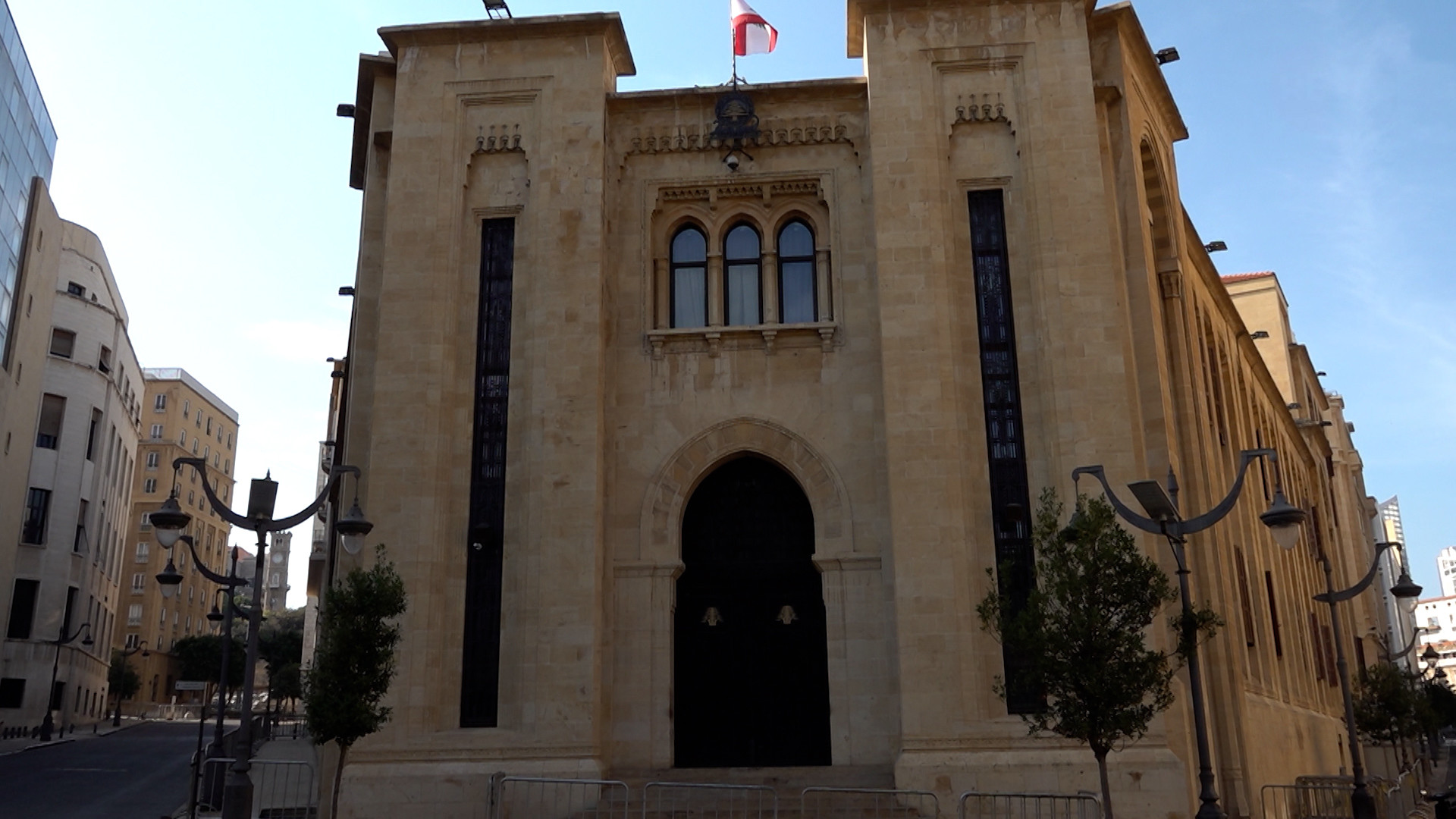 الدائرة 16 مفتاح الحل أو عقدة التعطيل؟