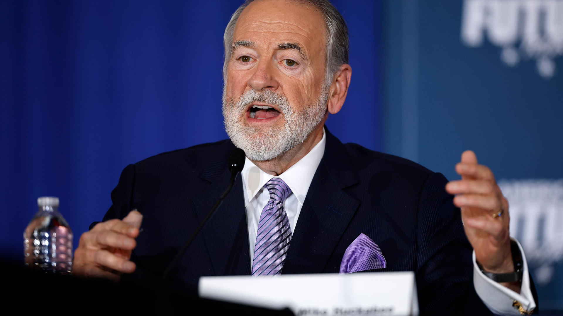 إدانات عربية تحاصر 