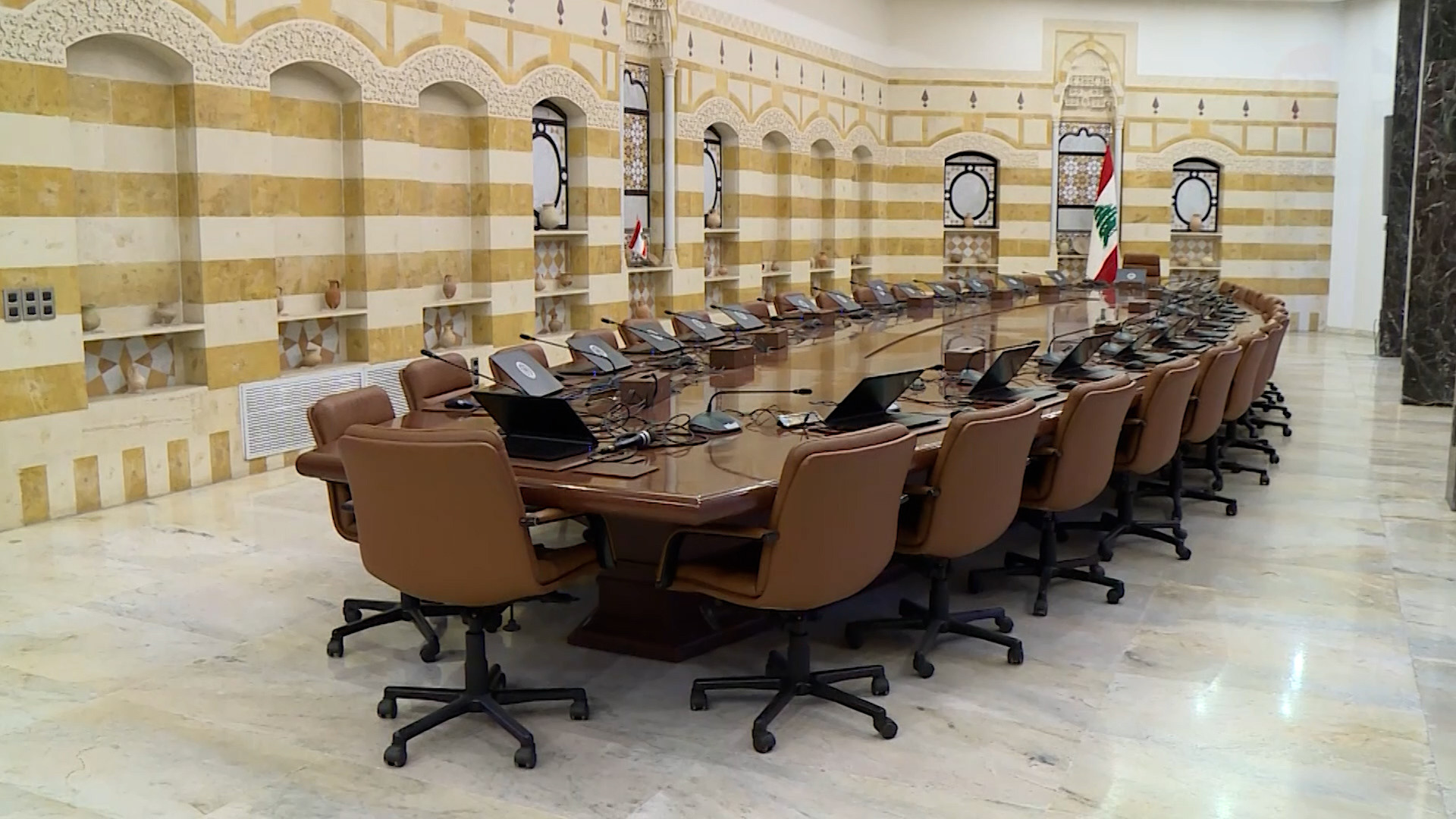 الحكومة أمام اختبار حصر السلاح 