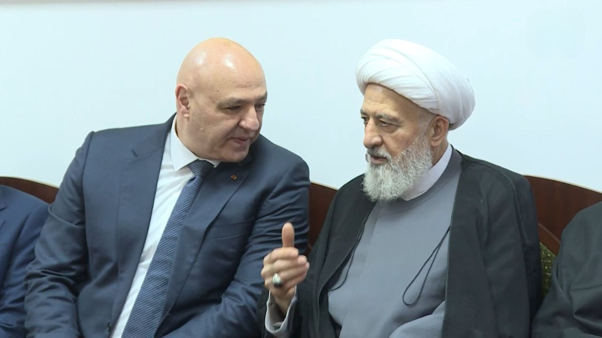 الخطيب يوجه رسالة من الافطار الرمضاني