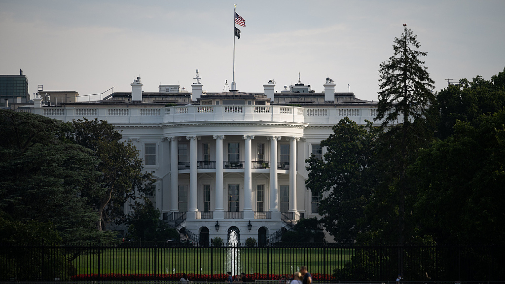 هل يُصنَّف حزب الله والحرس الثوري إرهابيين؟