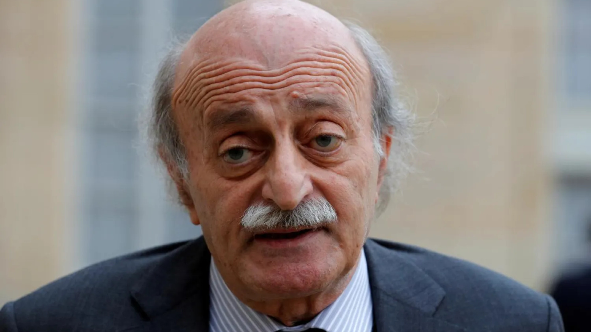 الواقع في ميزان وليد جنبلاط 