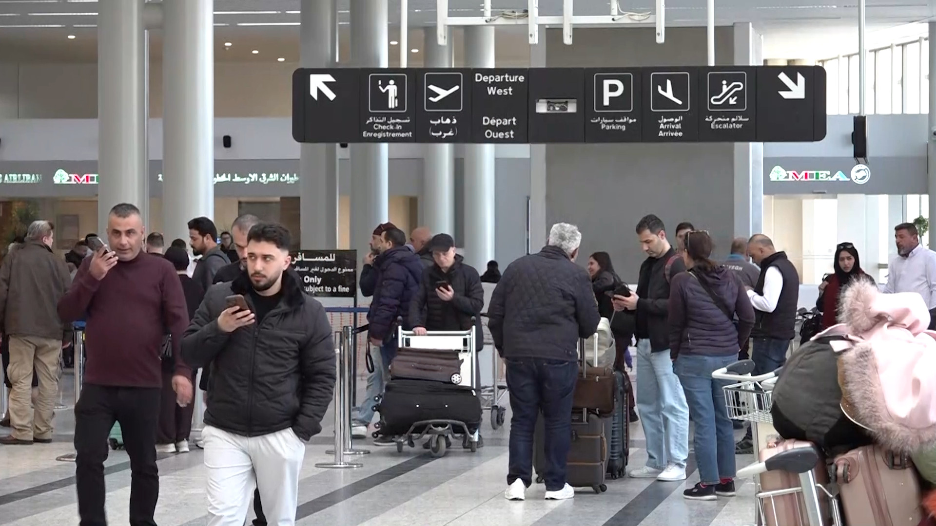 حالة استنفار وضياع في مطار بيروت