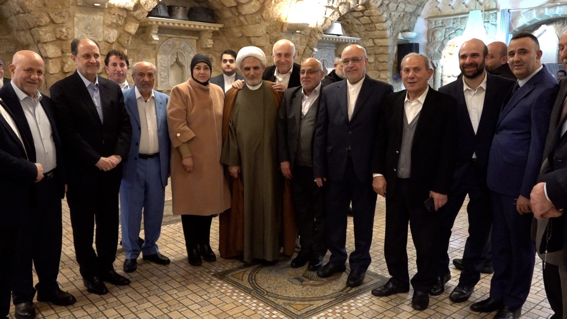 السفير الايراني يودّع لبنان