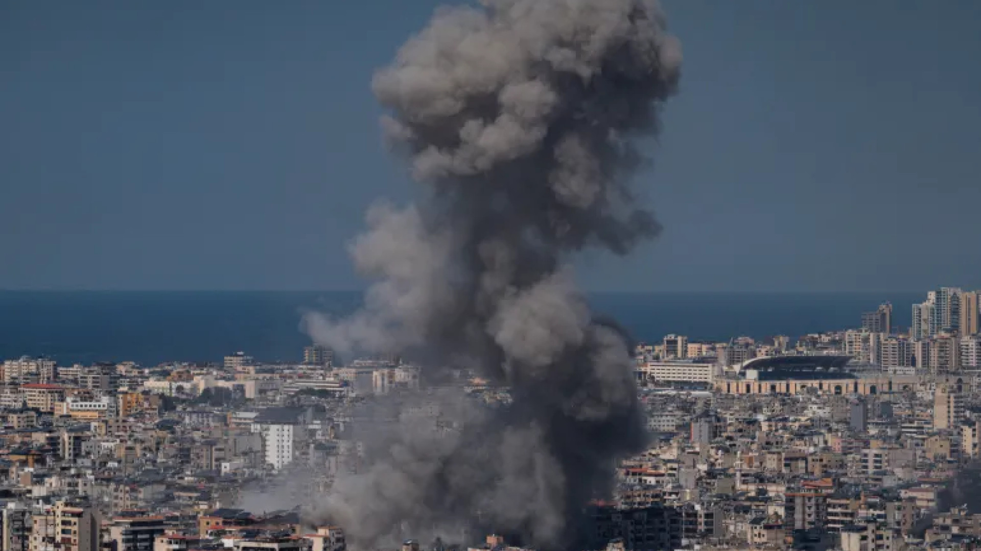 غارتان ليلاً على الضاحية... وتحذير من الحزب