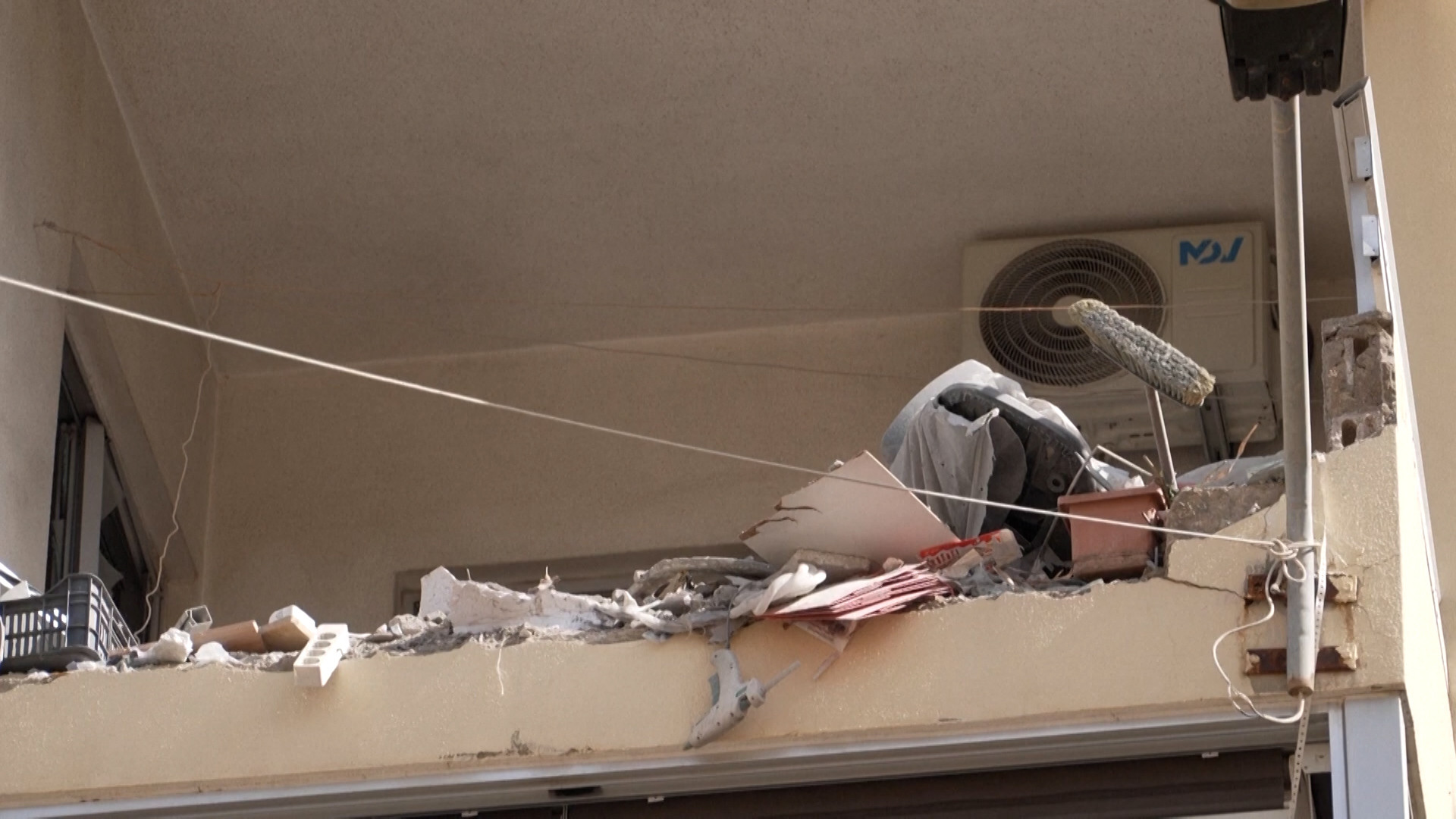 حادثة عين سعادة.. بين المجتمع والسياسة