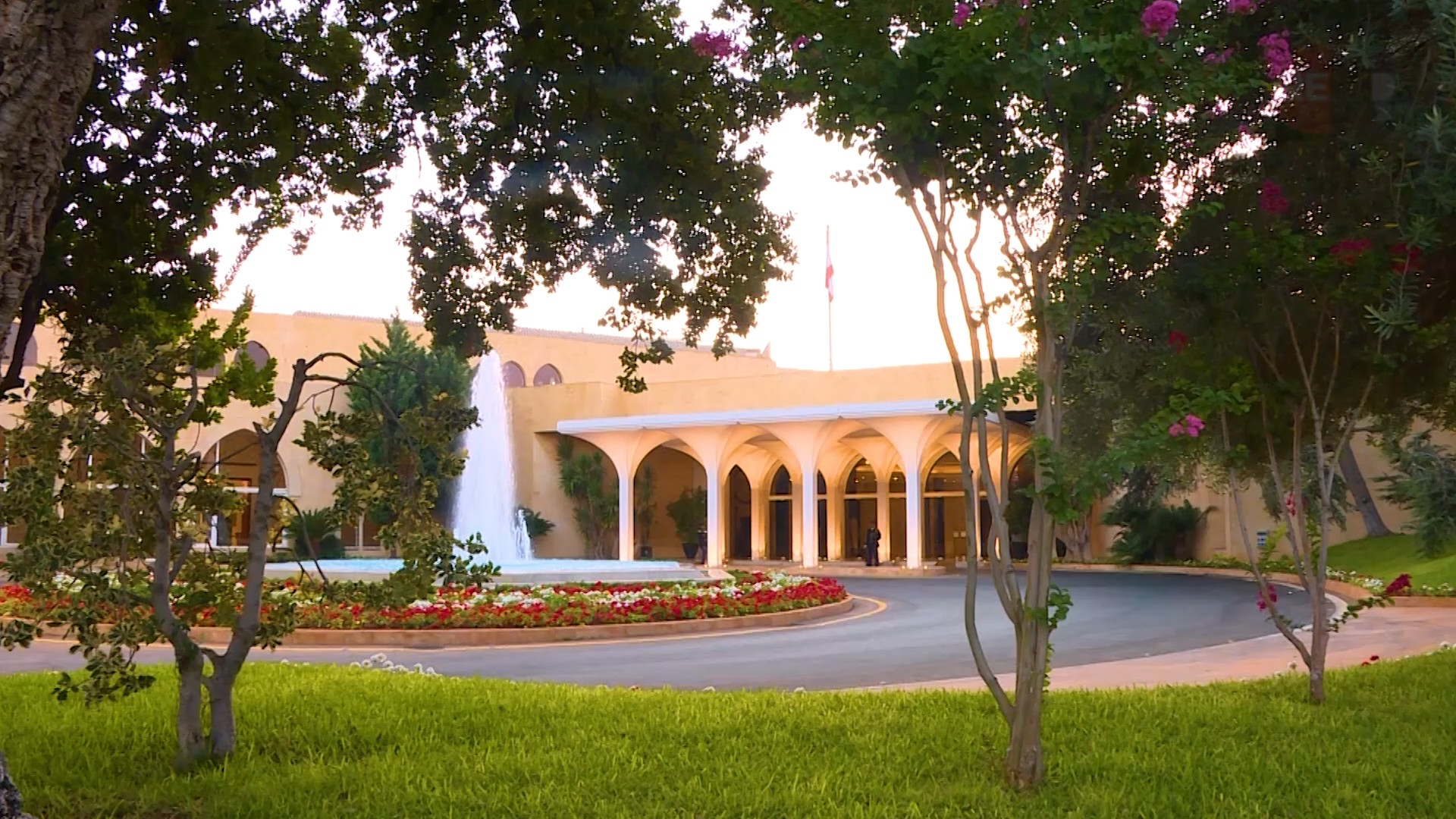 الرئيس عون يستكمل لقاءاته في قصر بعبدا..