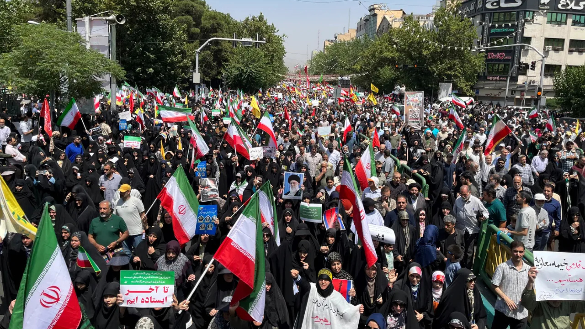 على وقع الأحداث في المنطقة.. تظاهرات حول العالم