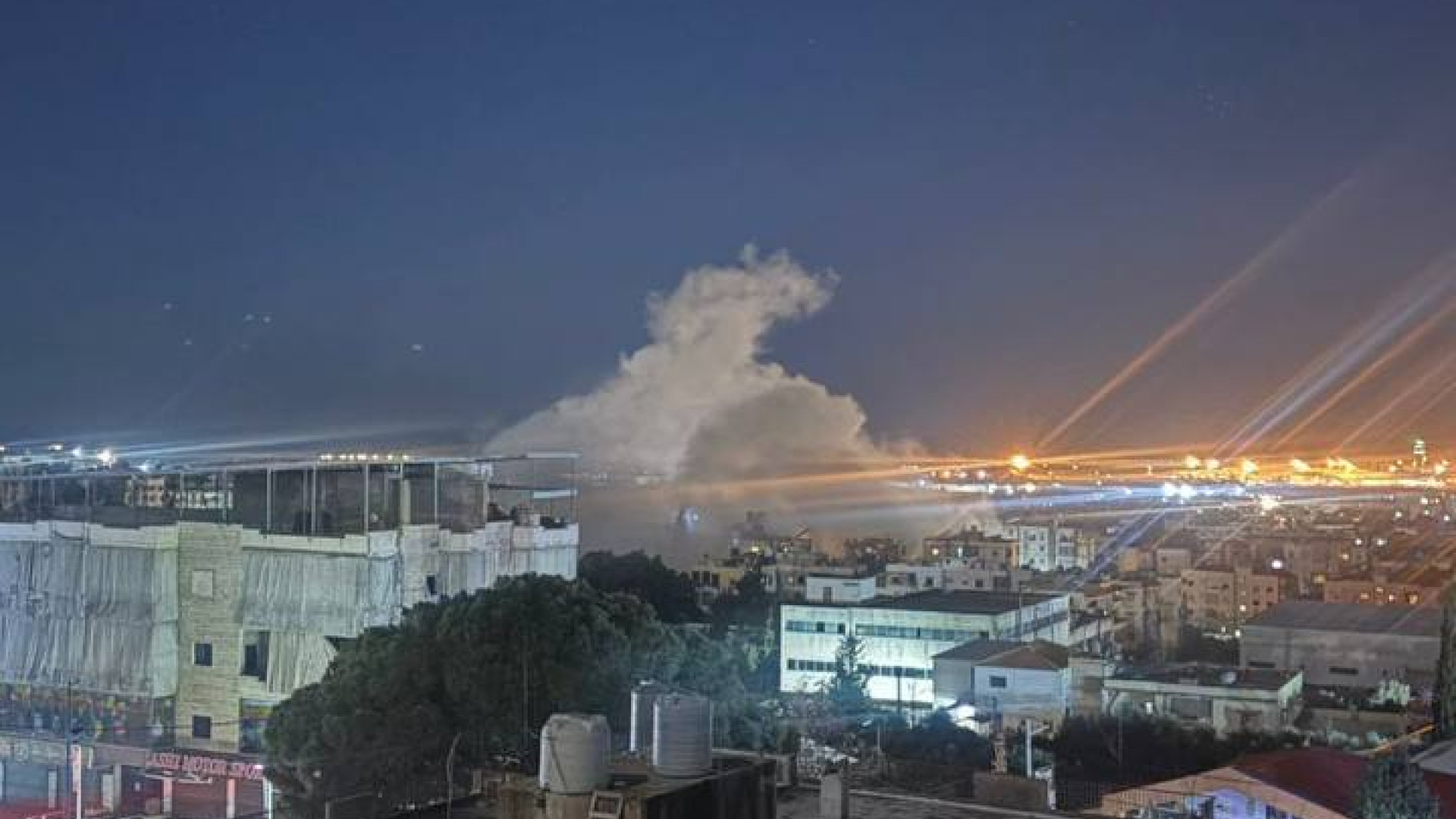 الضاحية تُخنق: استهداف طريق المطار والشويفات