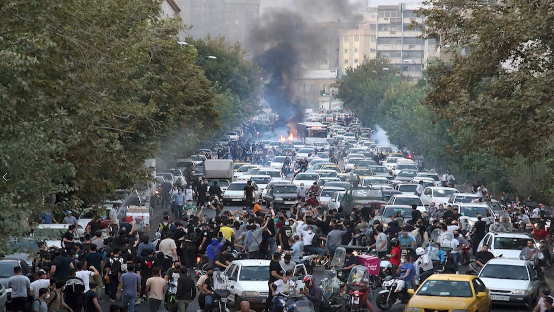 إيران ترد على ترامب