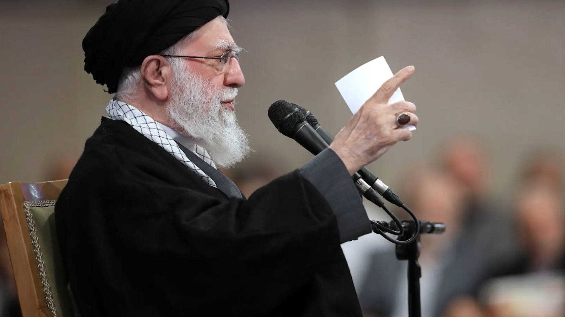 خامنئي عن التظاهرات